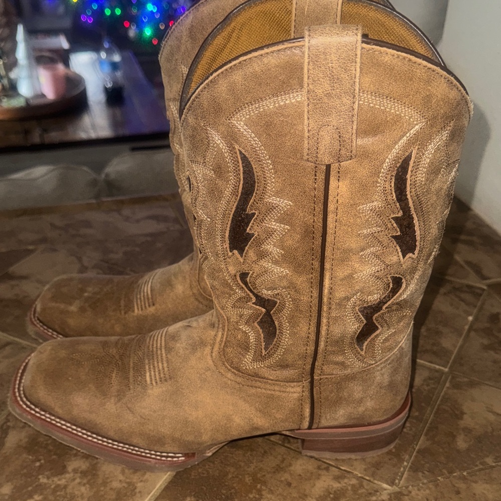 Men’s Leredo Cowboy Boots